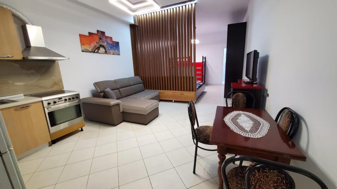 By The Appartement Pogradec